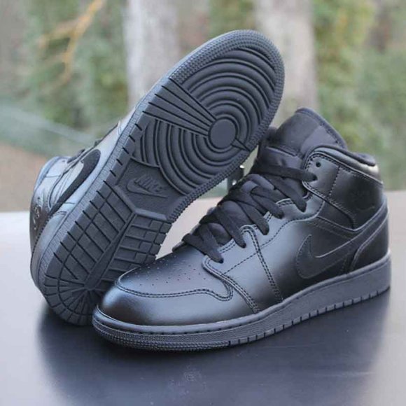 Air Jordan 1 Mid Deep Black - Picture 6 of 13